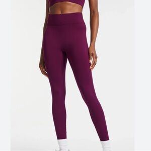 Bandier Center Stage Leggings